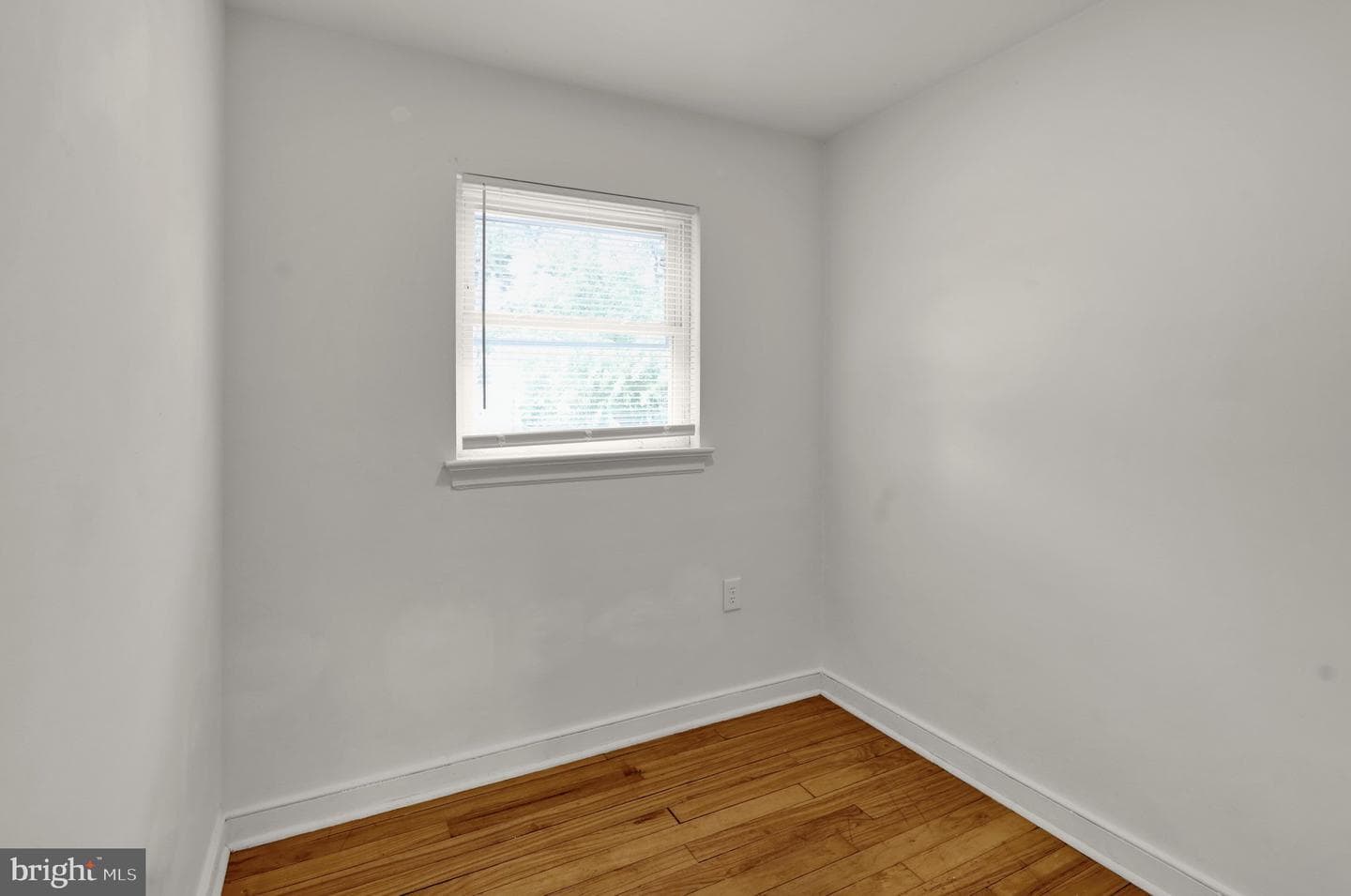 343 S Marshall Street photo 14