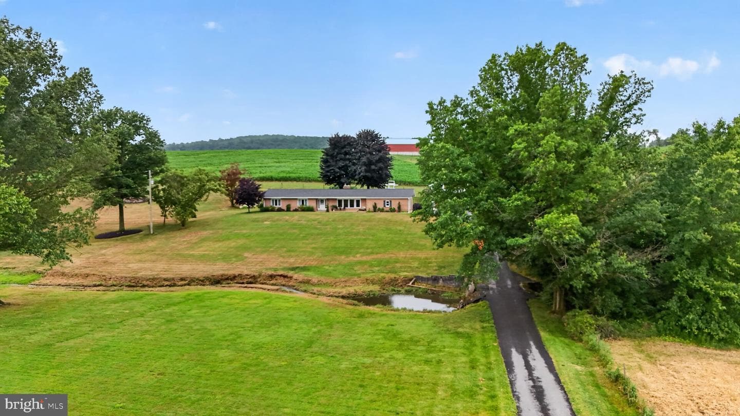 475 S Cocalico Road photo 16