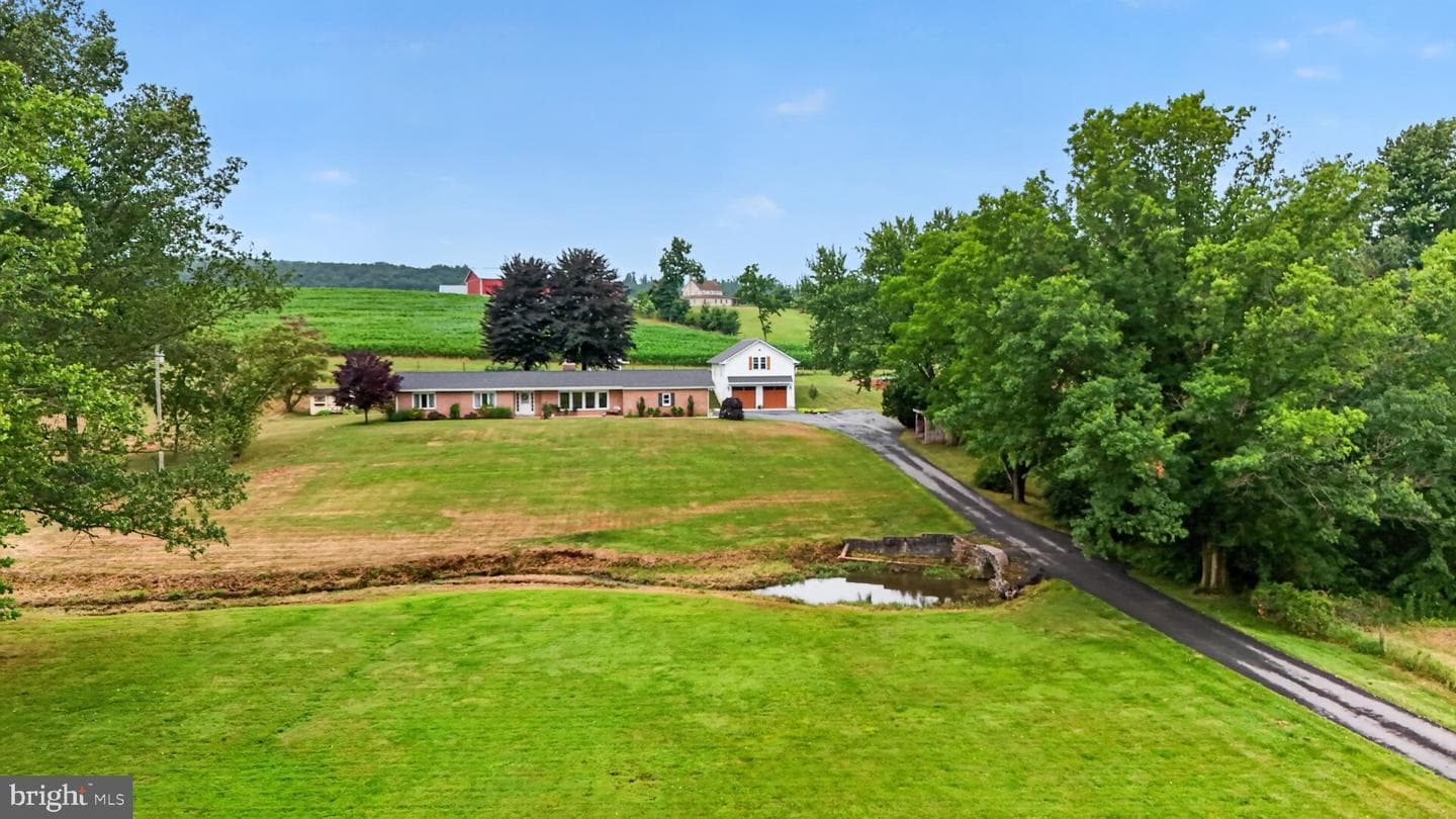 475 S Cocalico Road photo 17