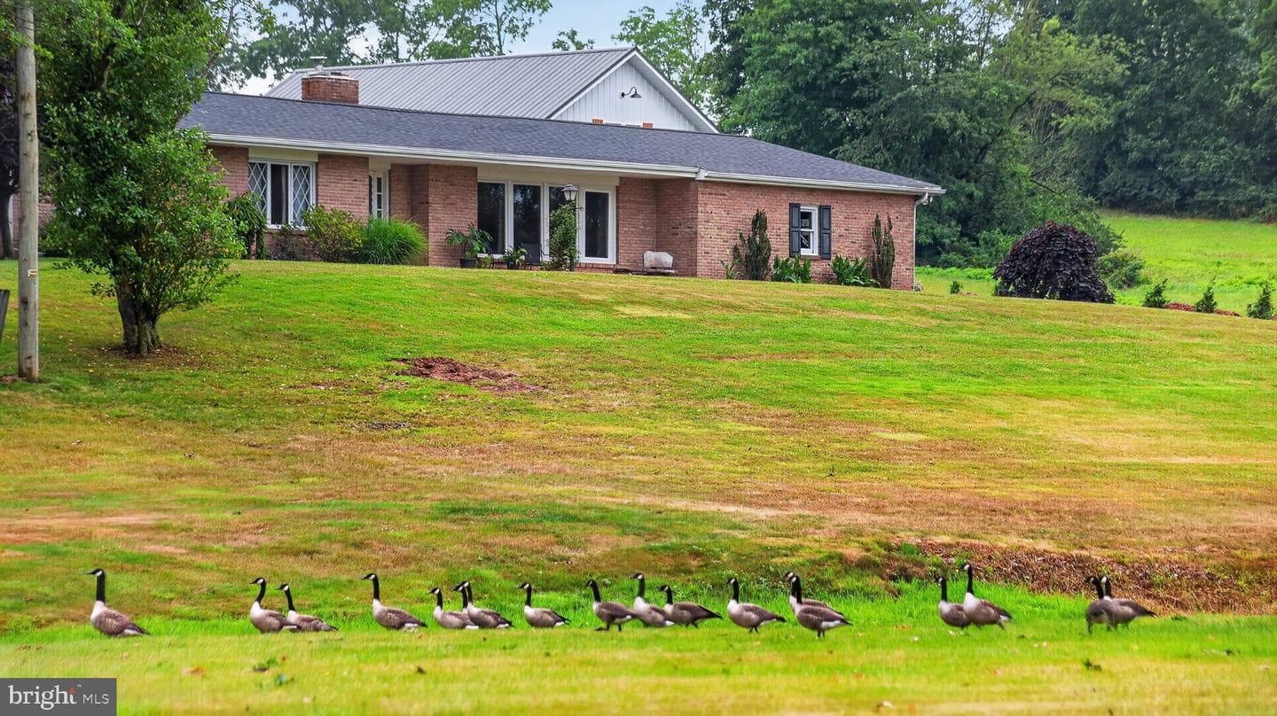 475 S Cocalico Road photo 33