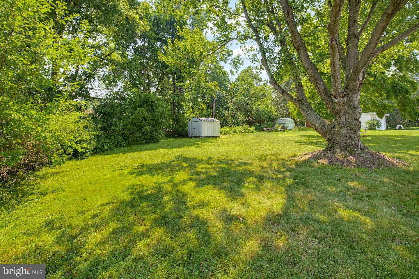 433 E Roseville Road photo 36