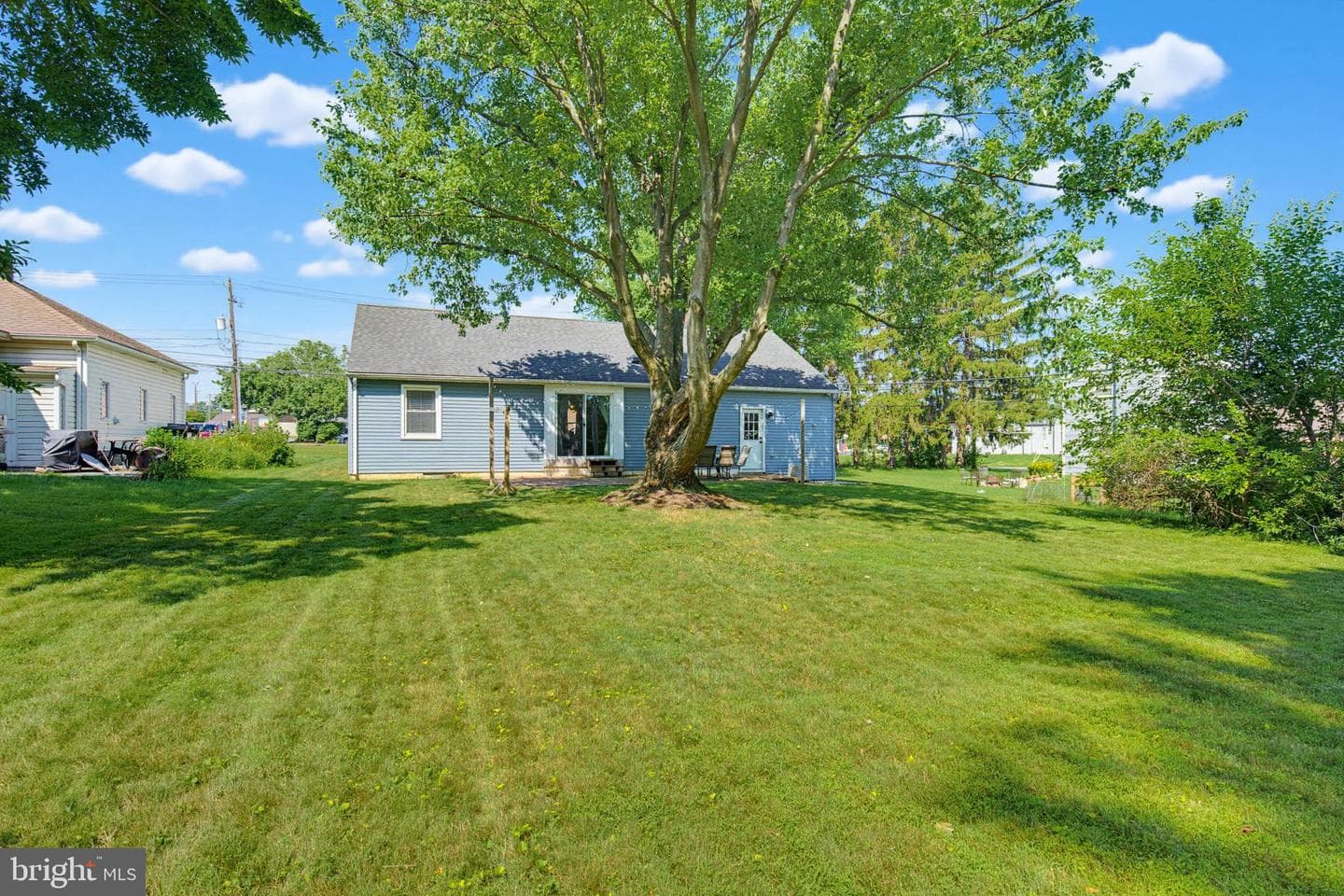433 E Roseville Road photo 38
