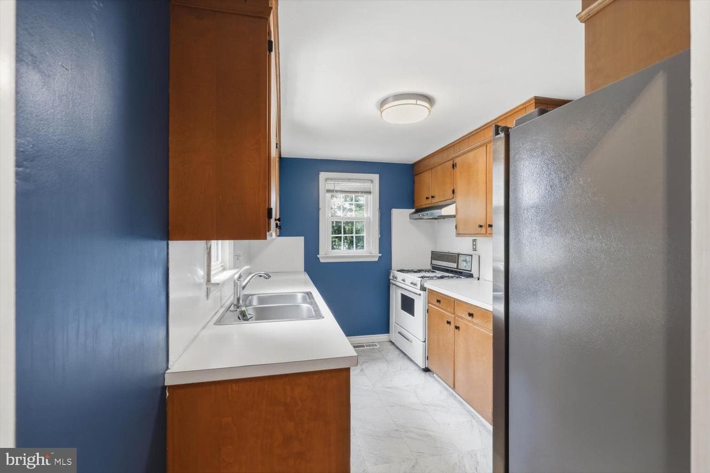 849 Fountain Avenue photo 11