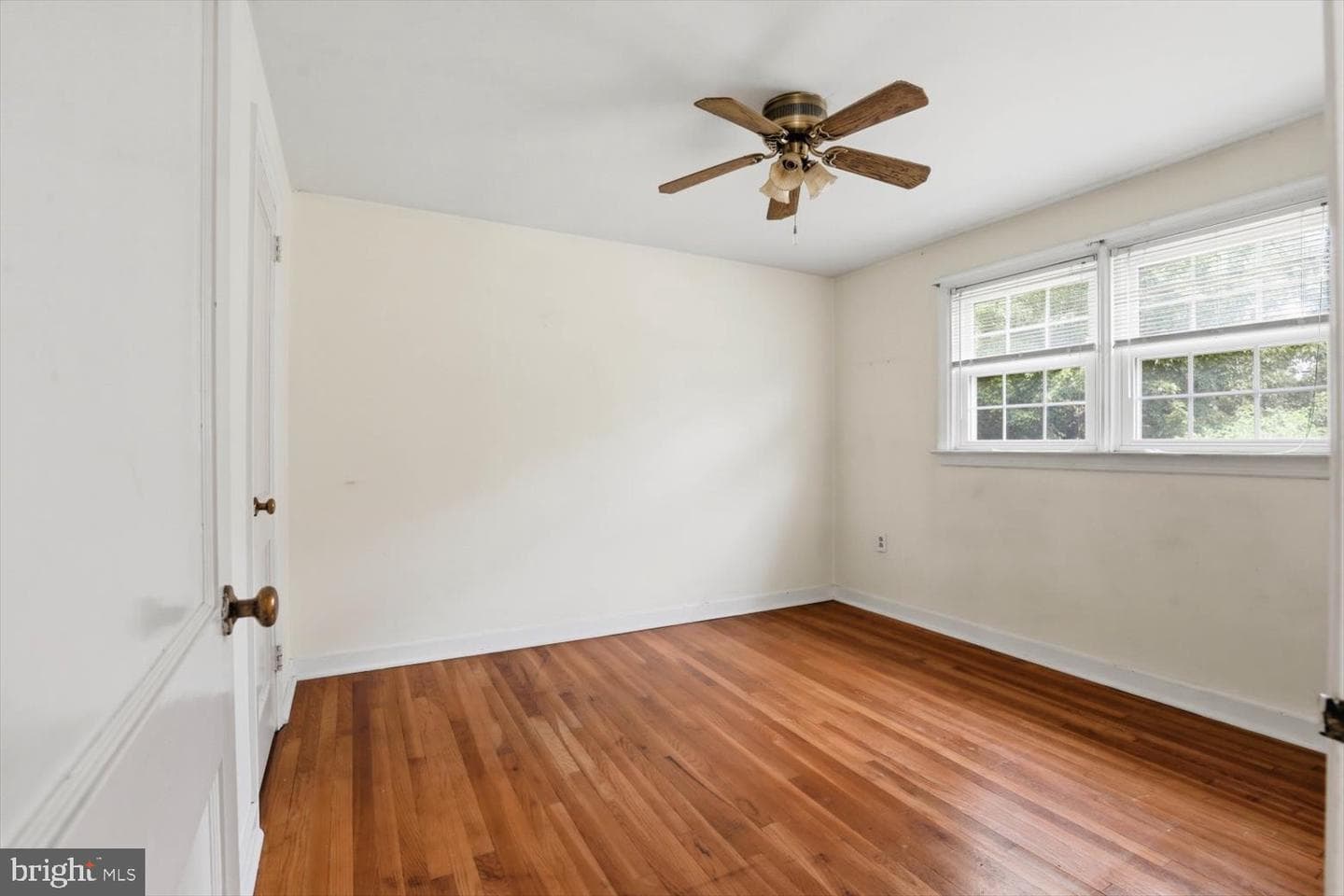 849 Fountain Avenue photo 12