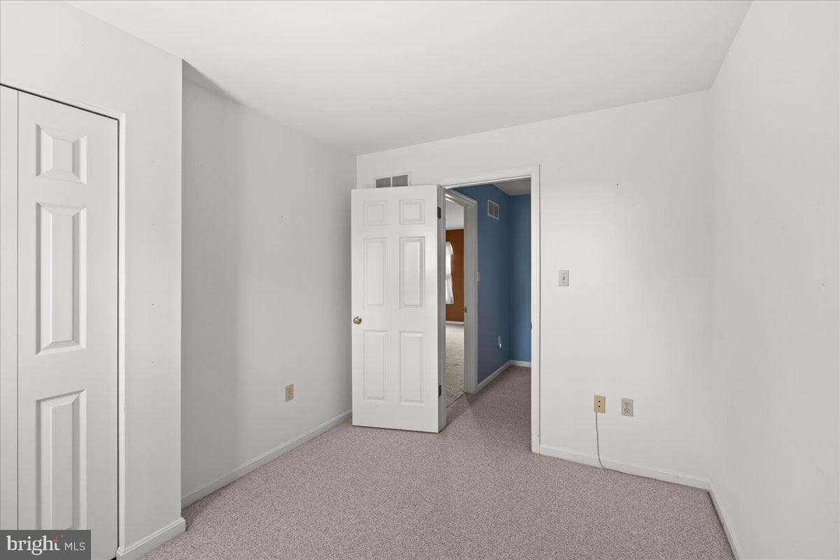41 Apricot Avenue photo 35