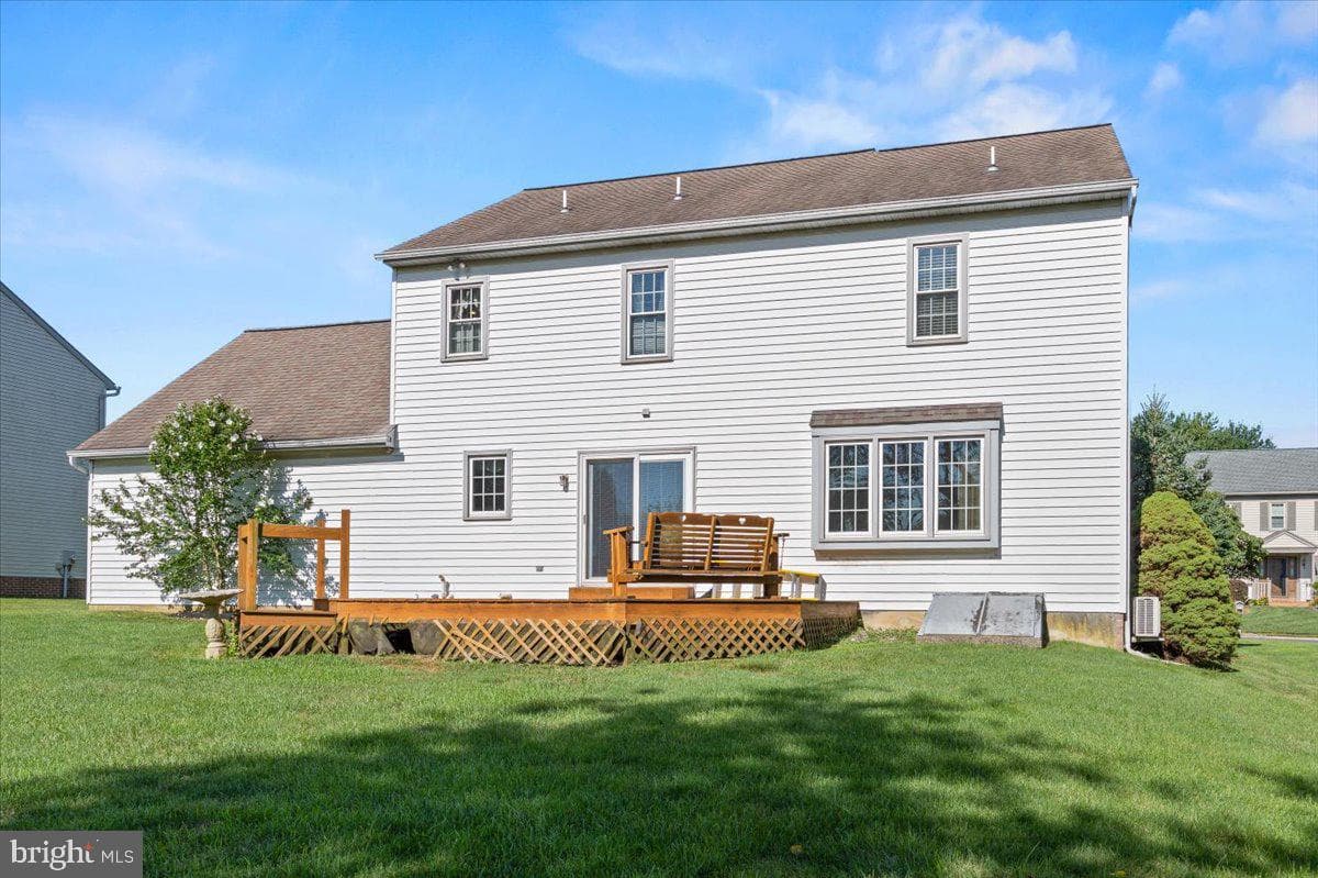 41 Apricot Avenue photo 42