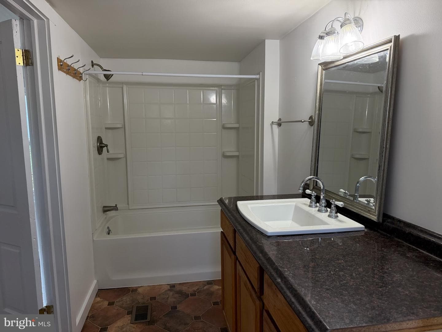 309 Poplar Lane photo 20
