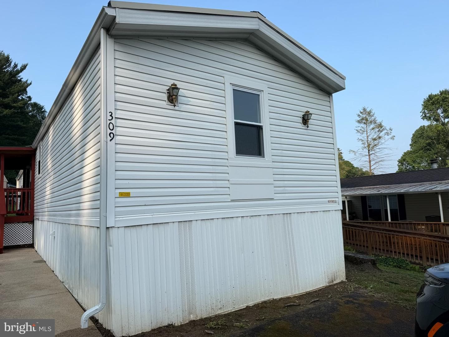 309 Poplar Lane photo 8