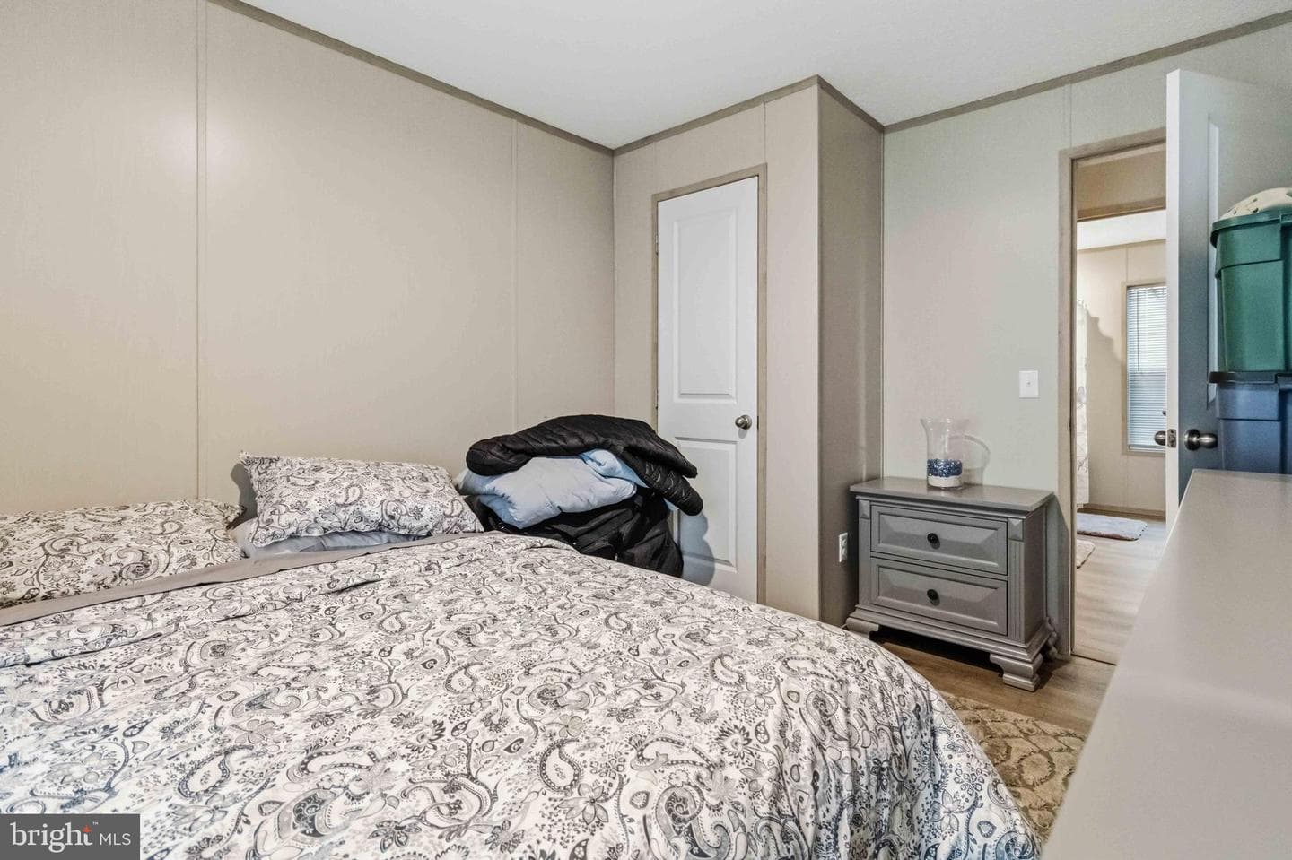 254 Walnut Street photo 16