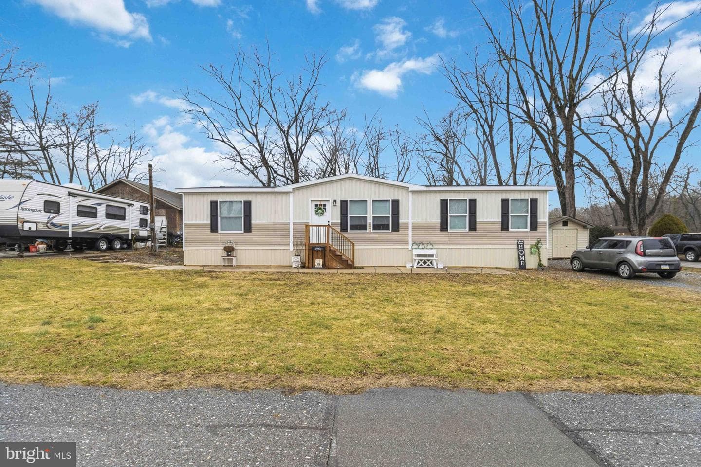 254 Walnut Street photo 3