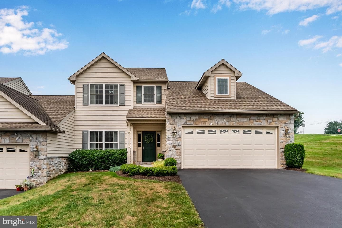 2 Stonecrest Trail, Elizabethtown