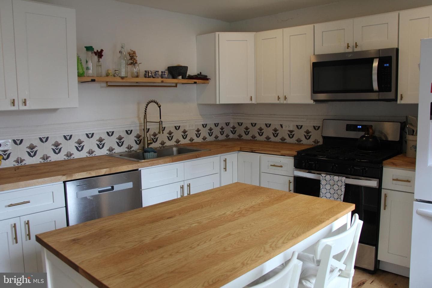 130 N Franklin Street photo 6