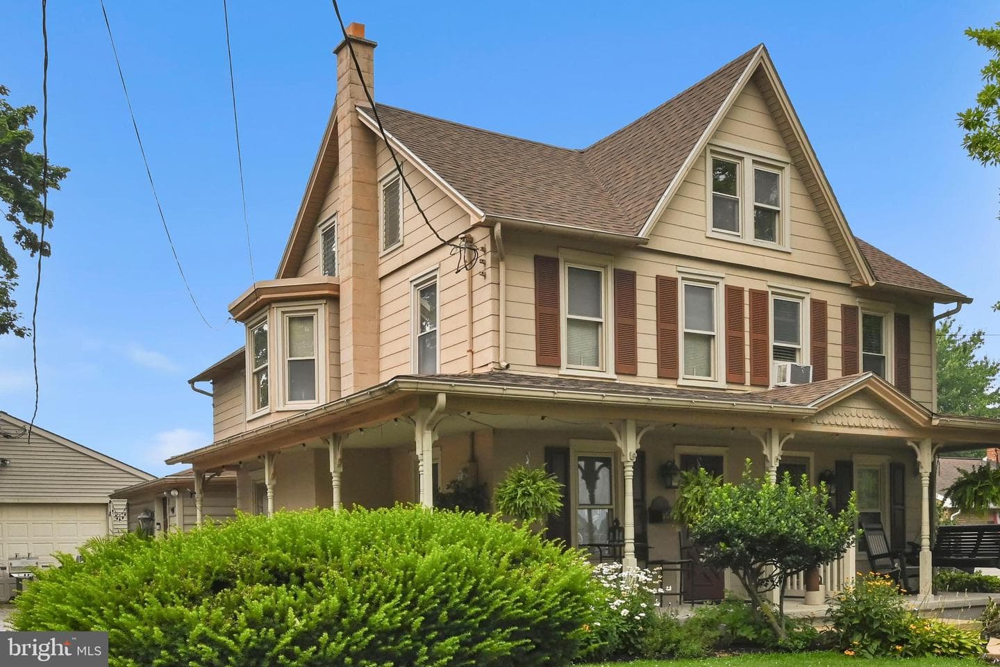153 S Jackson Street photo 4