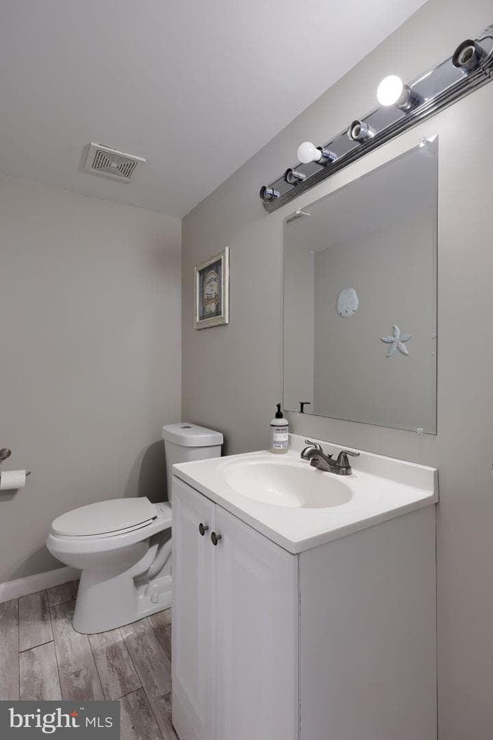 116 Oxford Drive photo 28