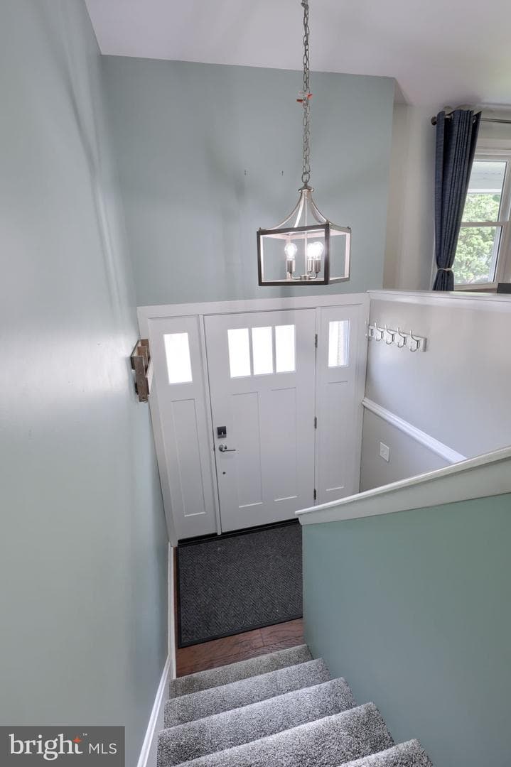 116 Oxford Drive photo 3