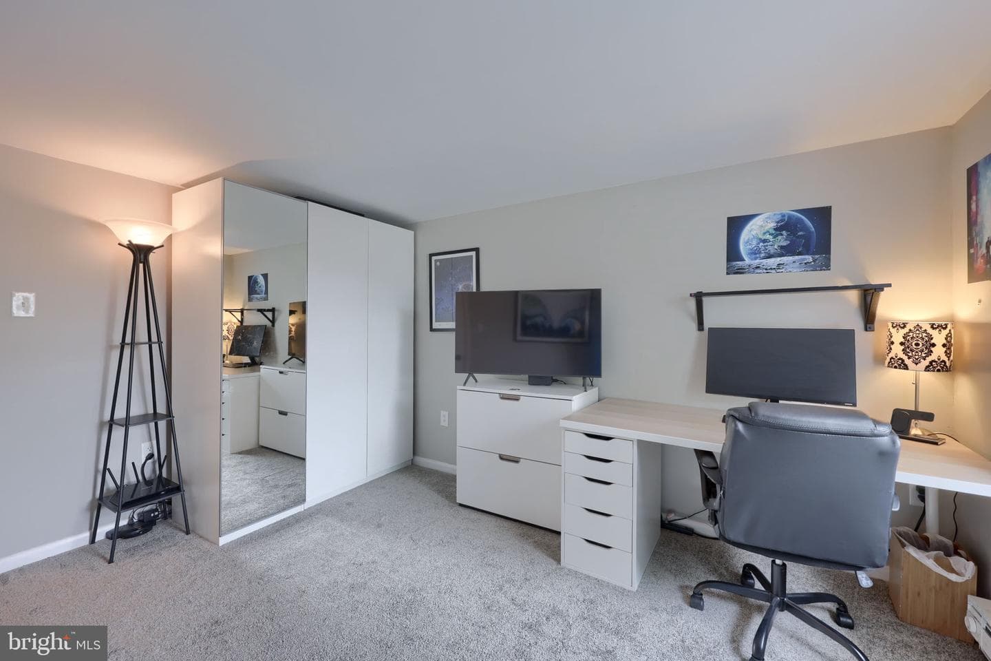 116 Oxford Drive photo 30