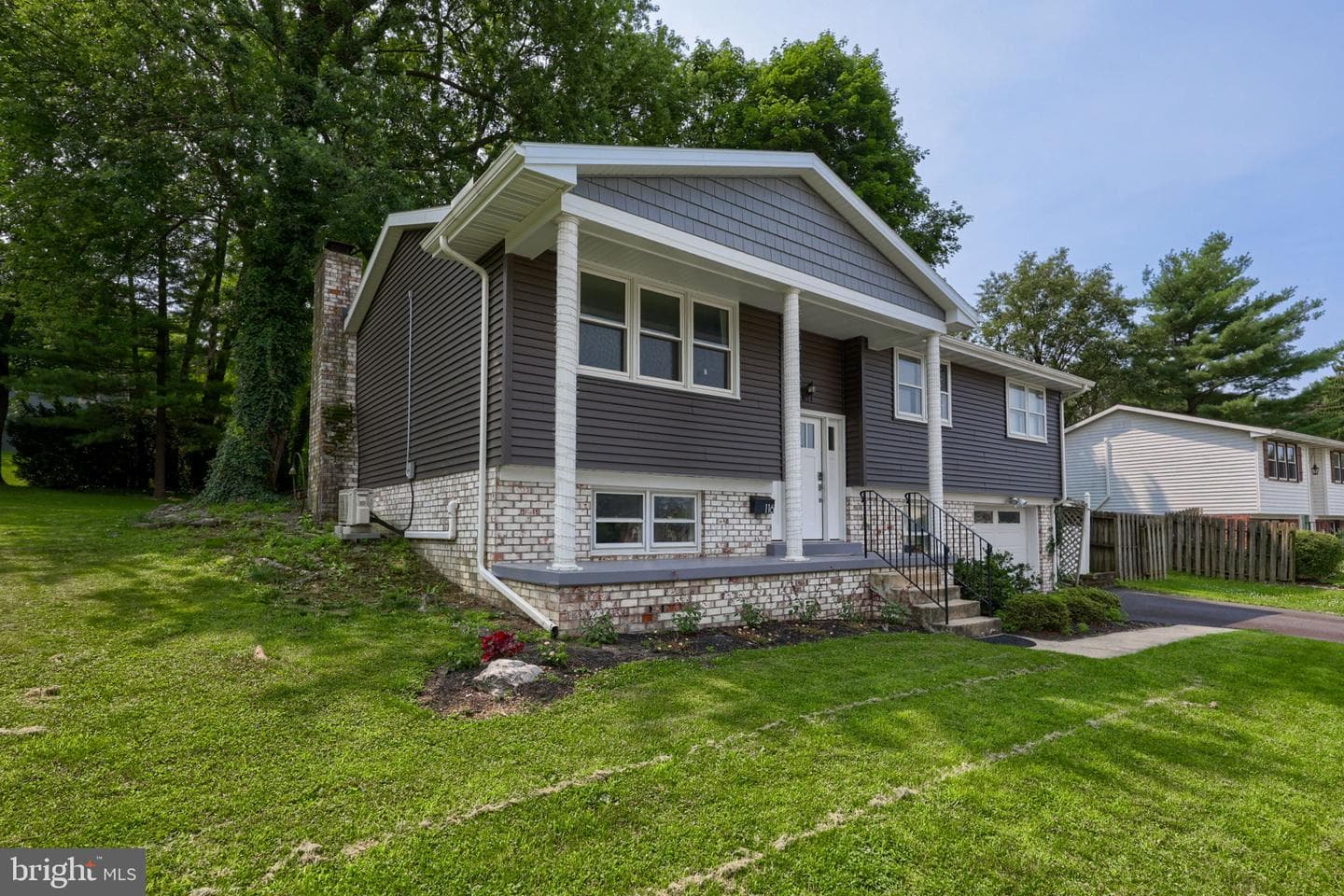 116 Oxford Drive photo 38