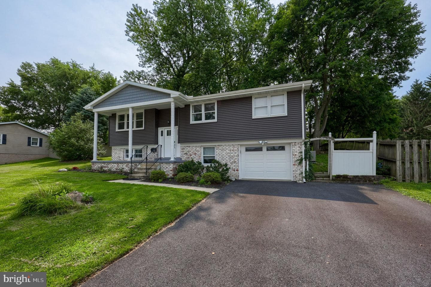 116 Oxford Drive photo 39