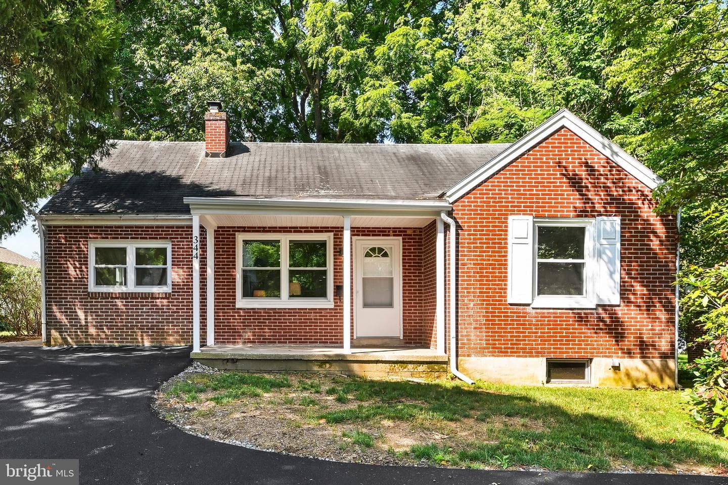 344 Abbeyville Road photo 1