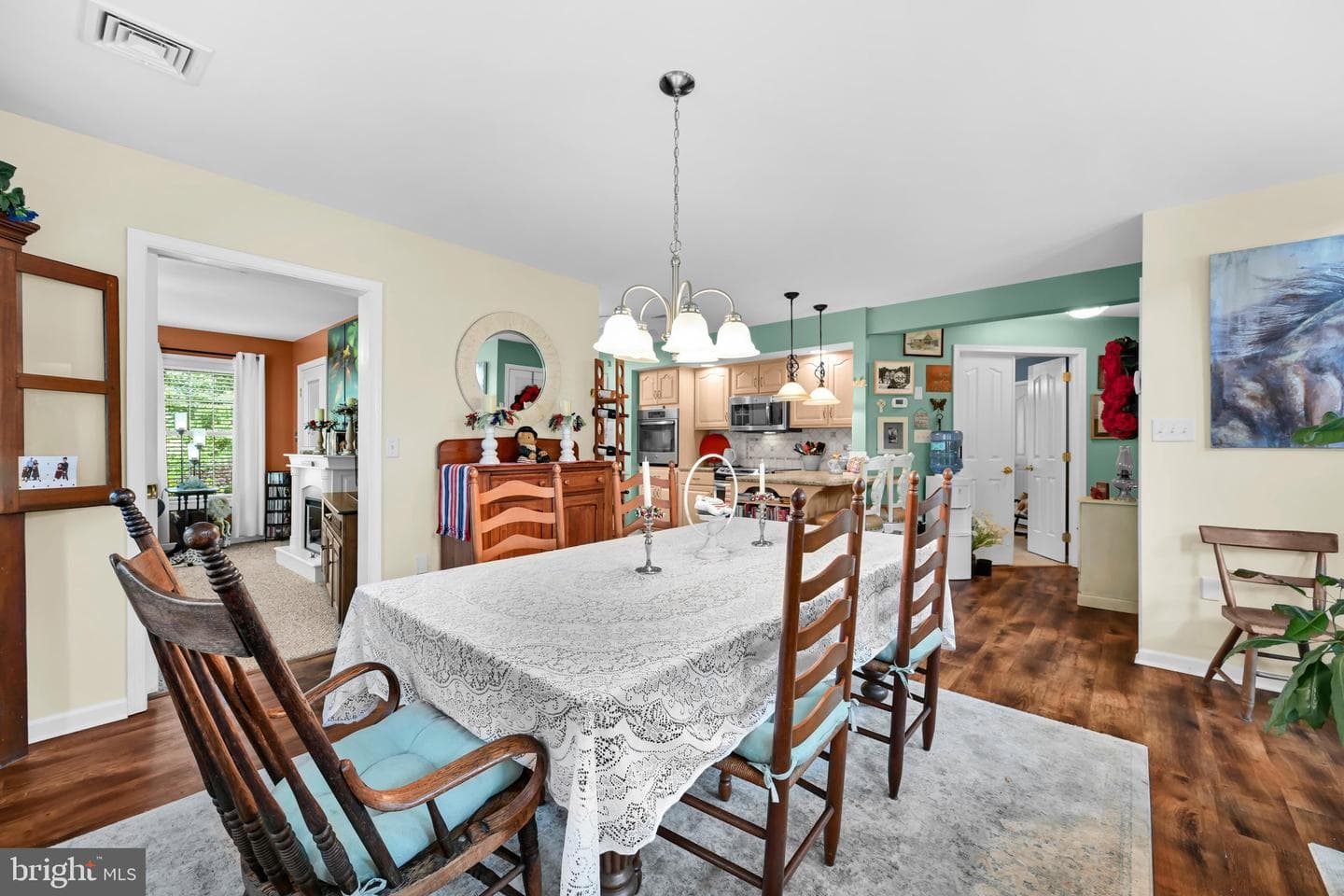 1066 Cambridge Drive photo 14