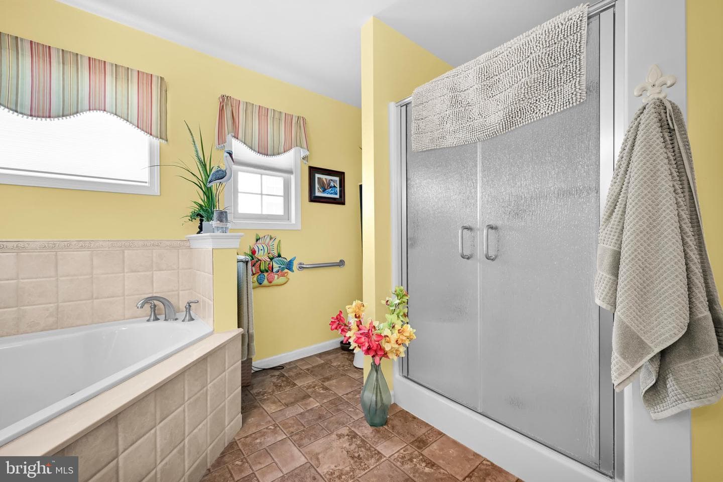 1066 Cambridge Drive photo 23
