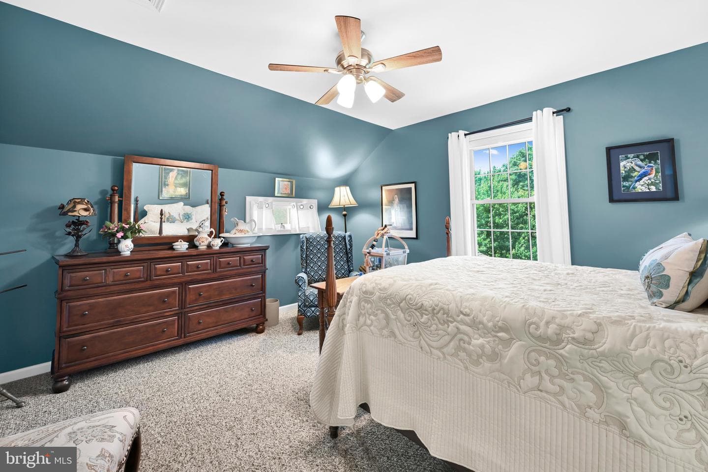 1066 Cambridge Drive photo 24
