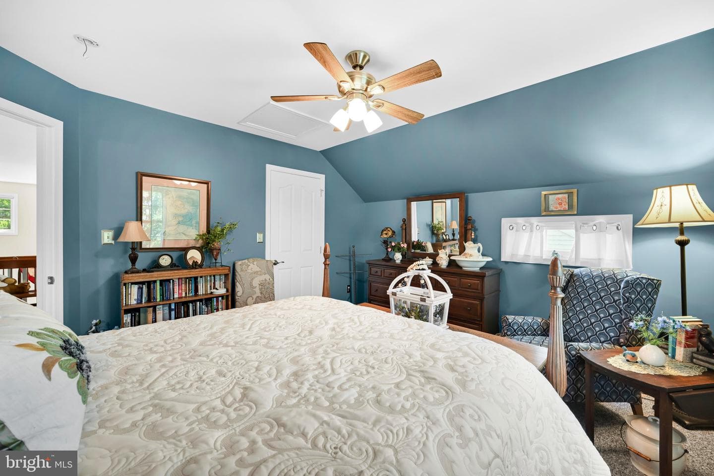 1066 Cambridge Drive photo 25