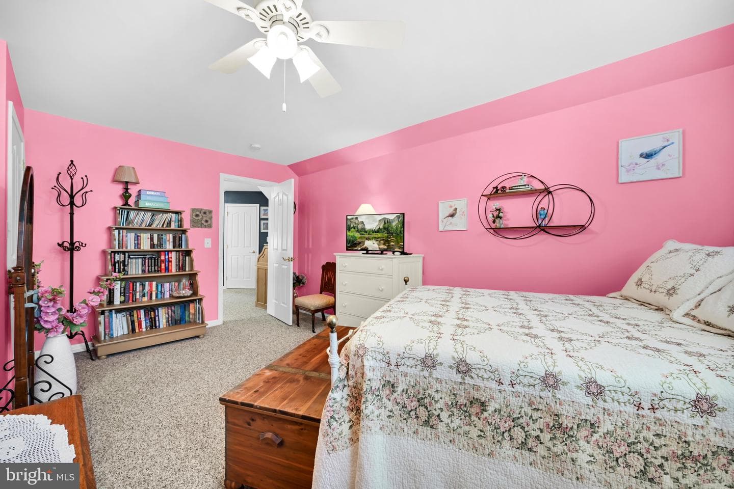 1066 Cambridge Drive photo 29