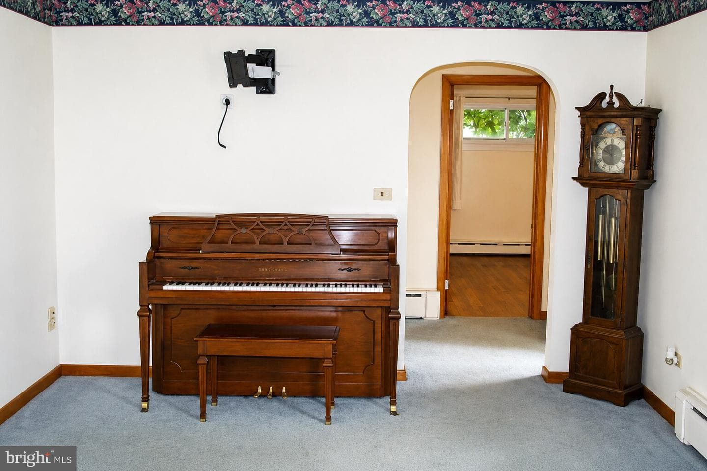 625 Hampden Road photo 11