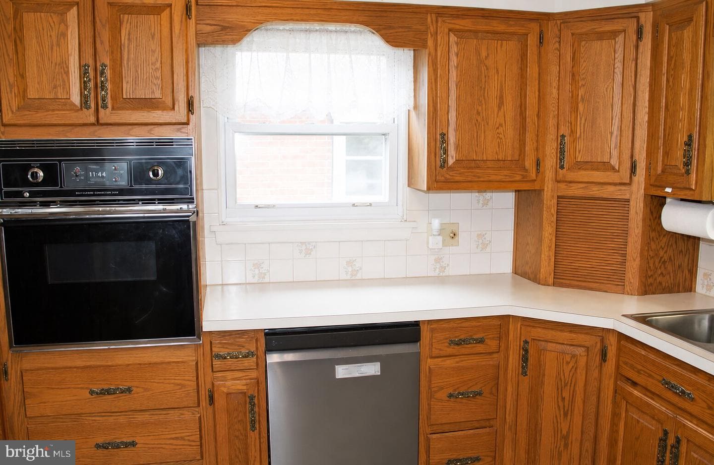 625 Hampden Road photo 13