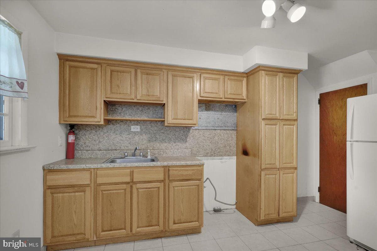 1257 Fremont Street photo 9
