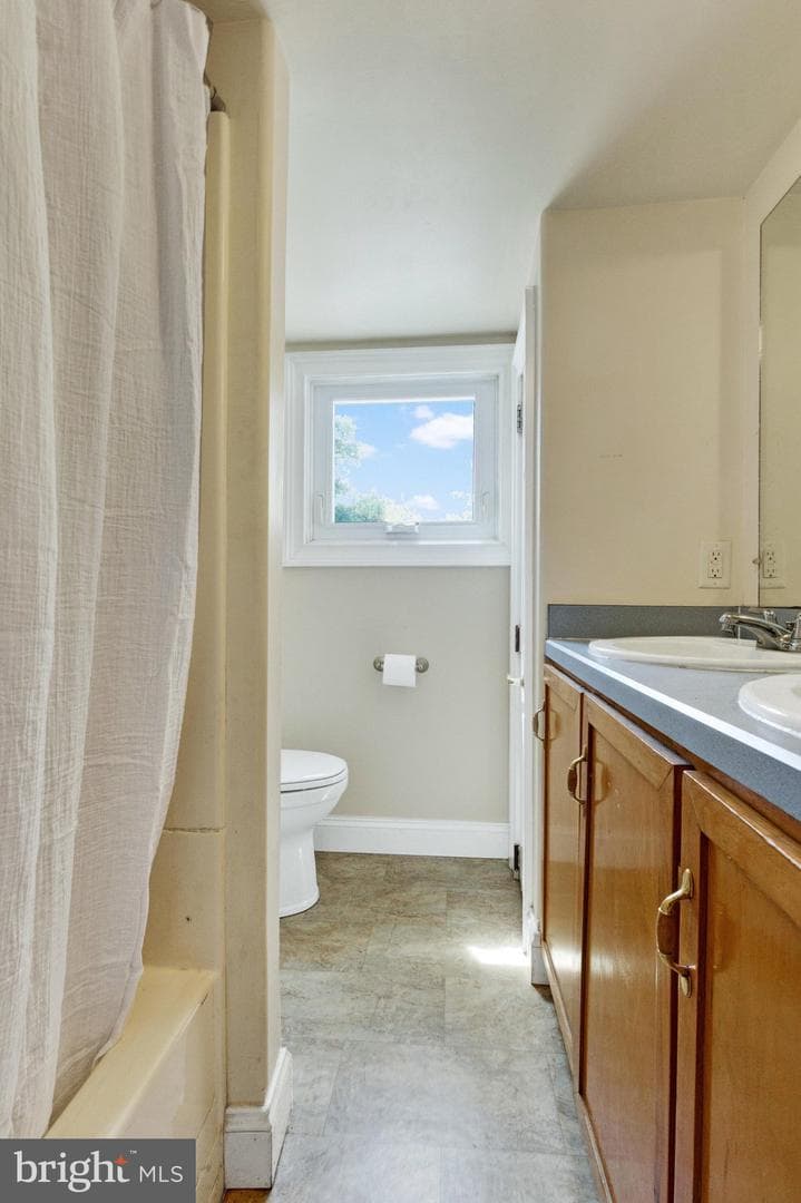 2050 Stonecrest Drive photo 24