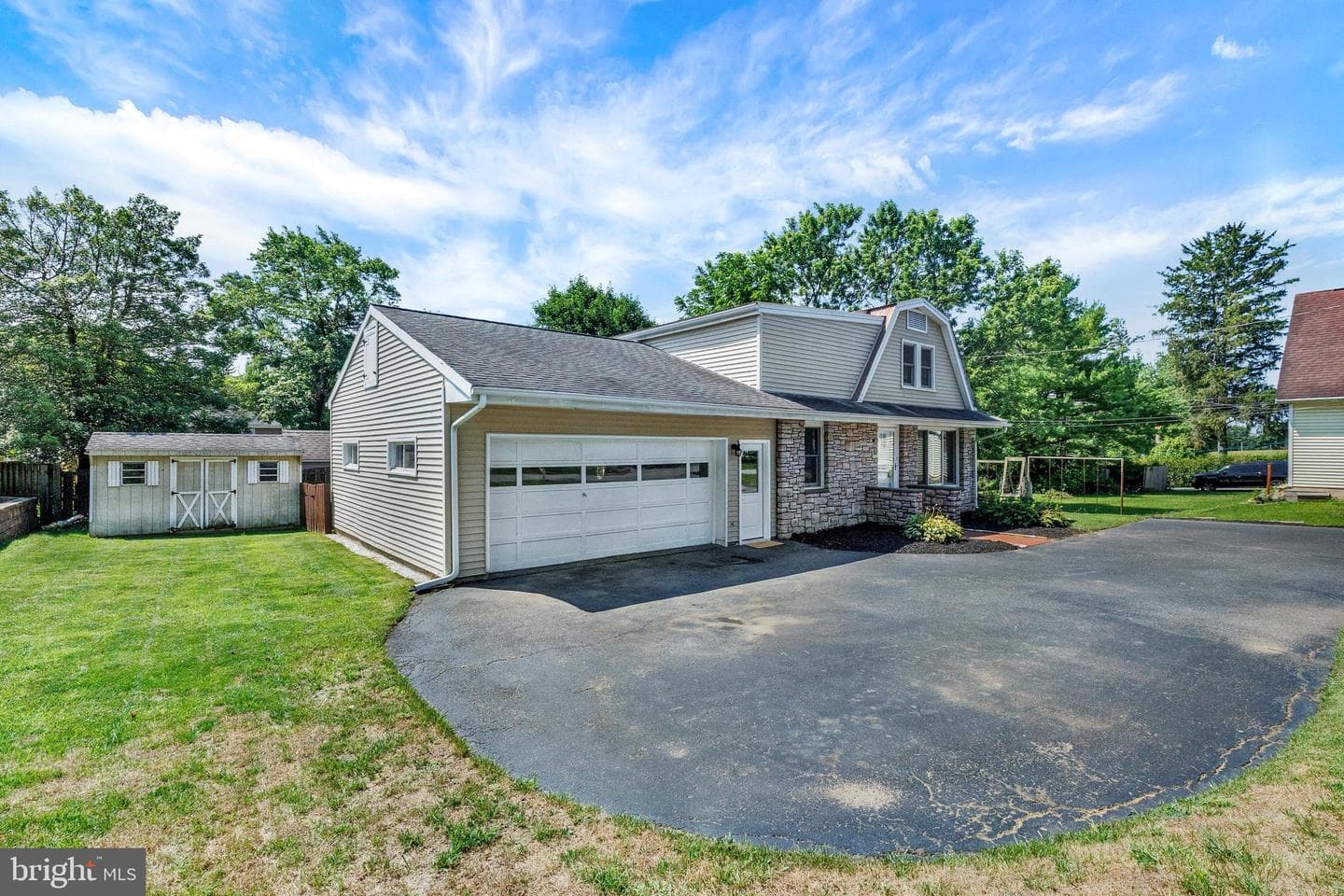 2050 Stonecrest Drive photo 4