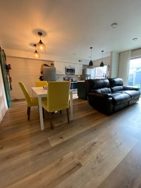 228 Fairview Avenue photo 5