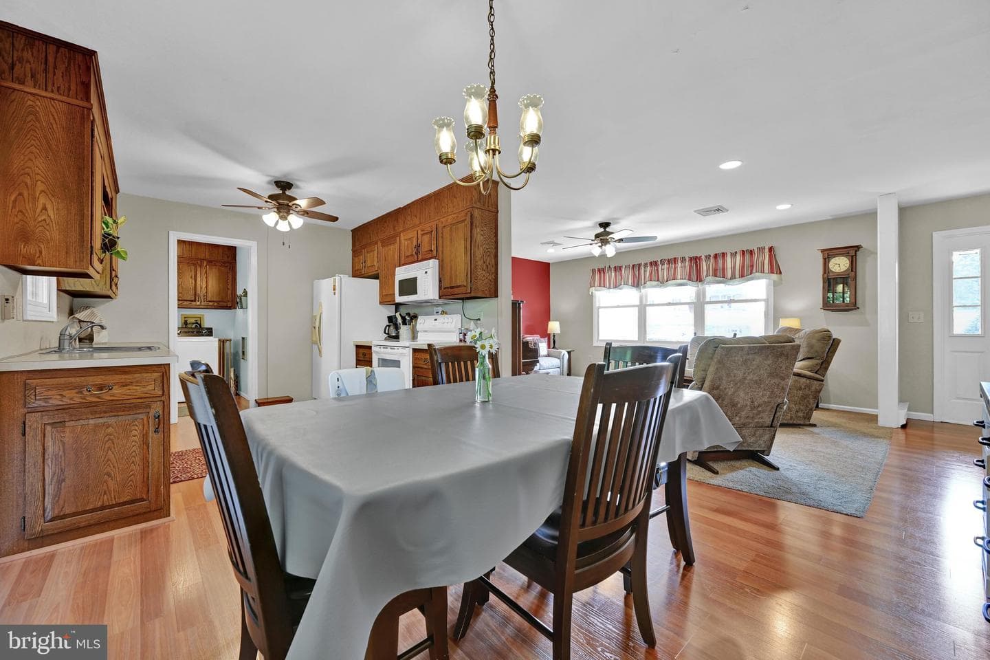 75 Hickory Road photo 16