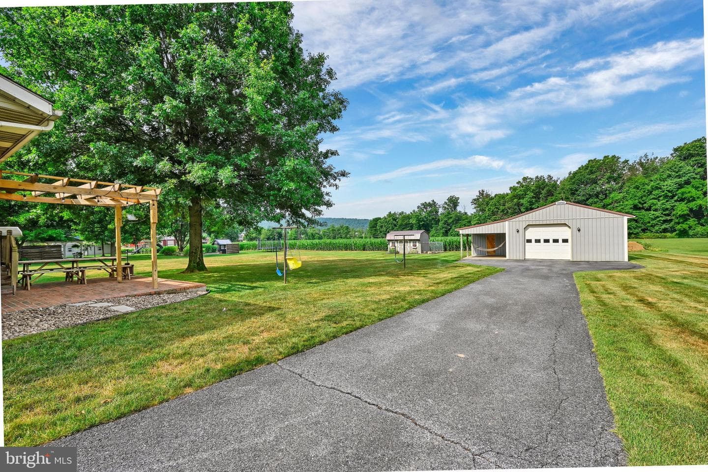 75 Hickory Road photo 34