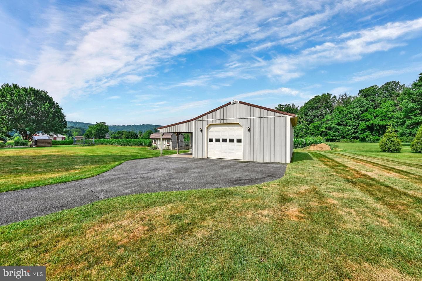 75 Hickory Road photo 36