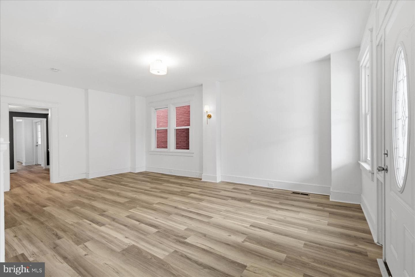 542 E Orange Street photo 10