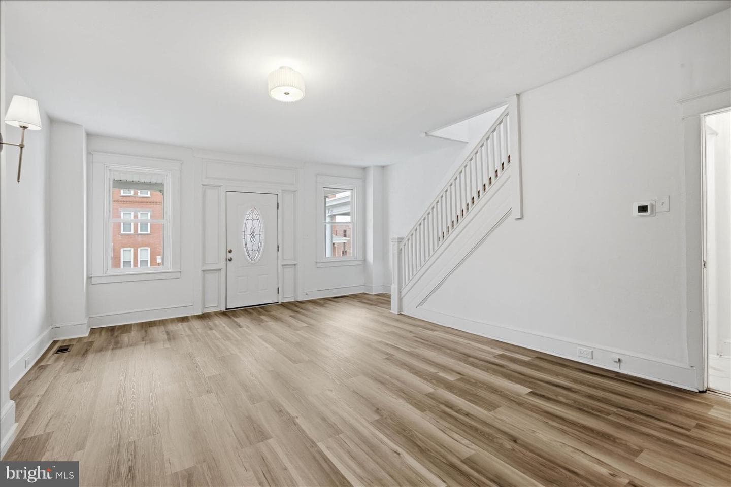 542 E Orange Street photo 14