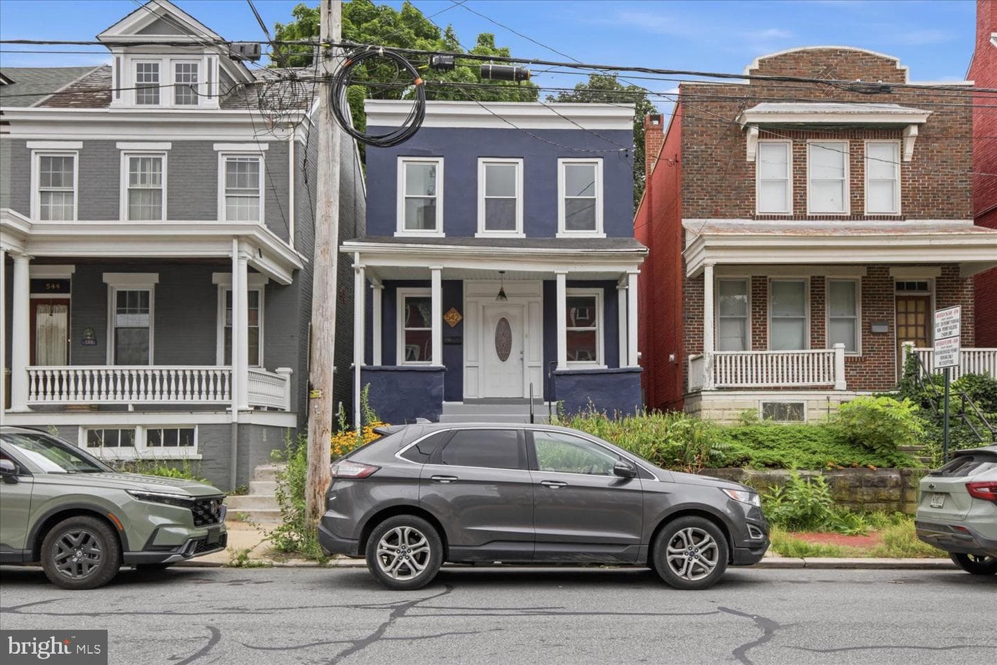 542 E Orange Street photo 2