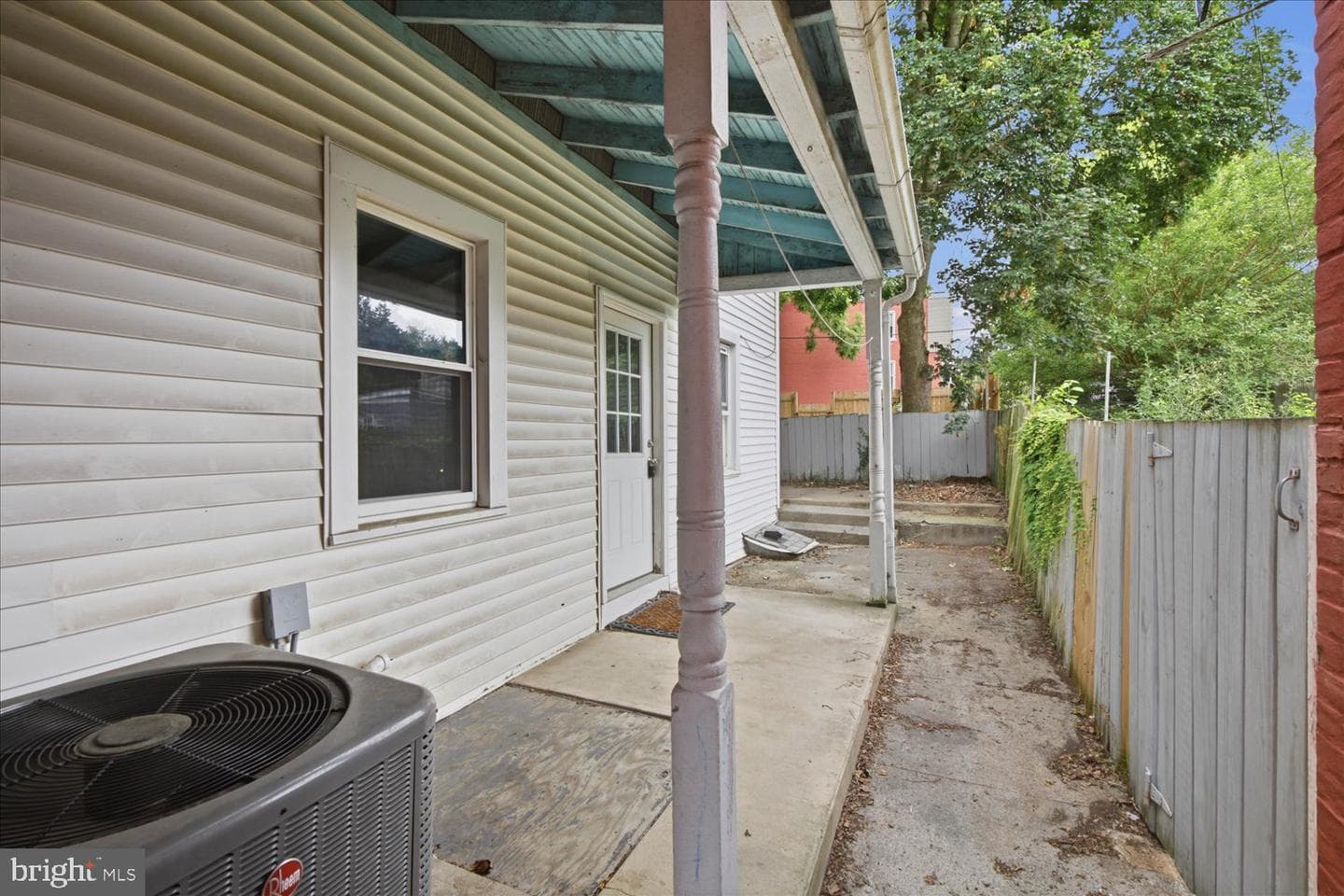 542 E Orange Street photo 48