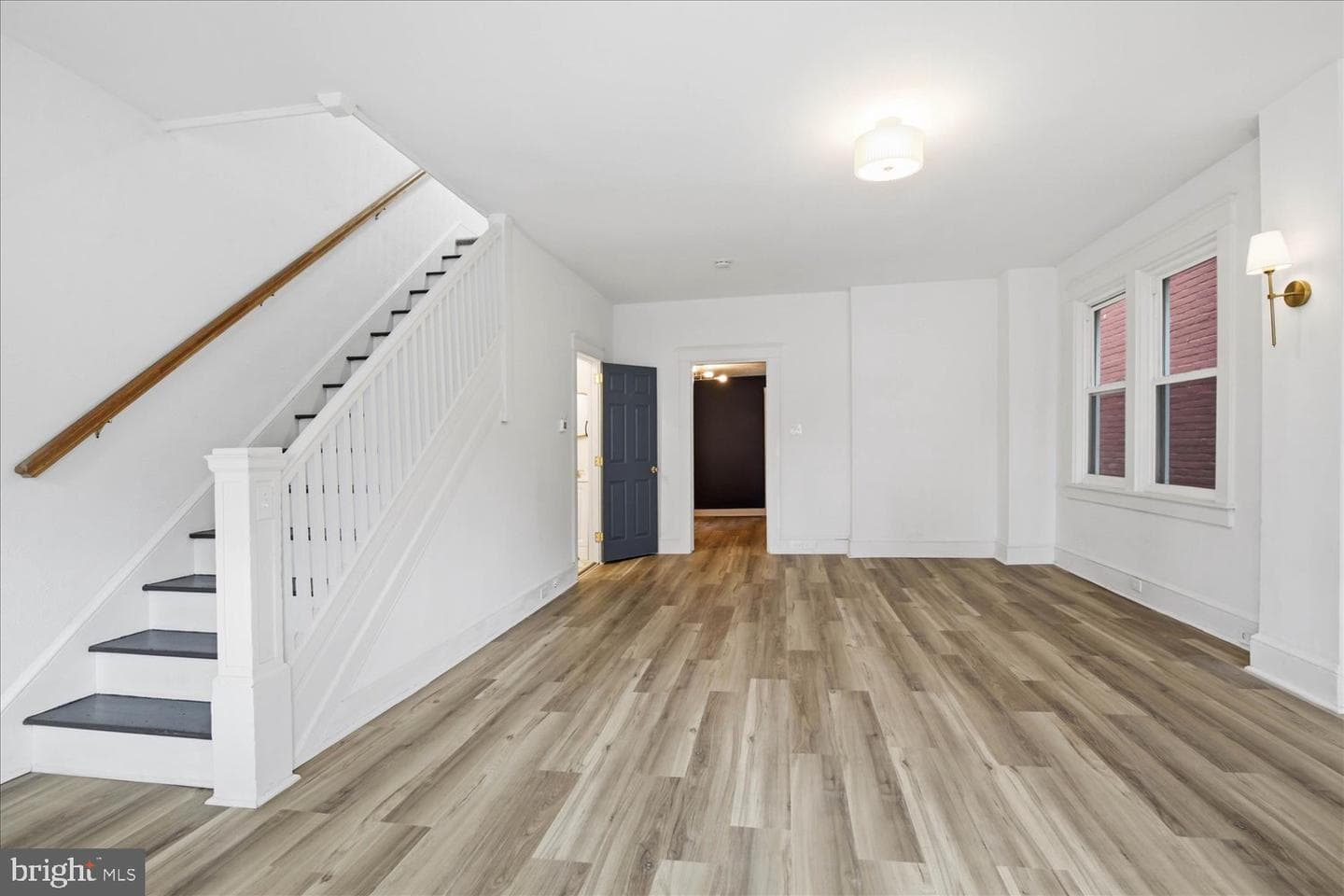 542 E Orange Street photo 7
