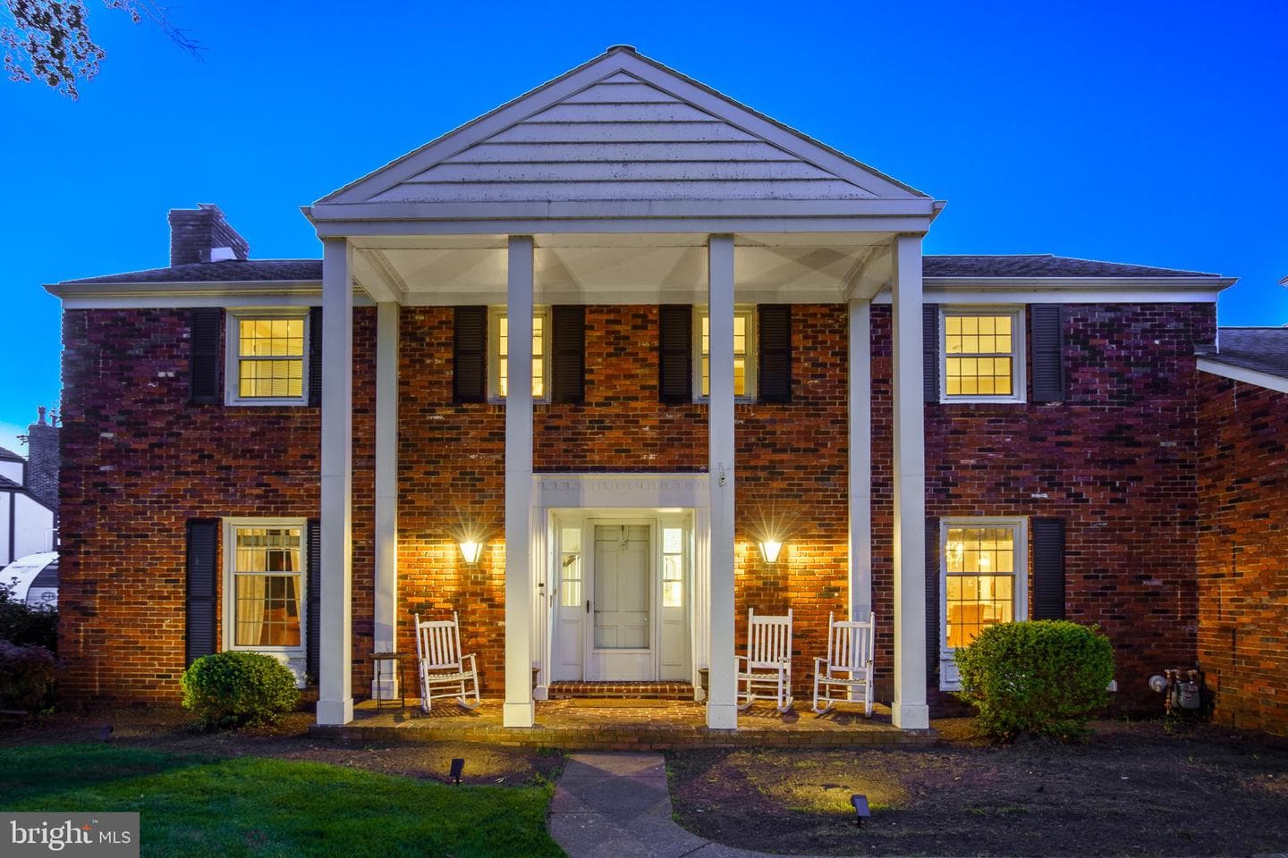 1349 Country Club Drive, Lancaster