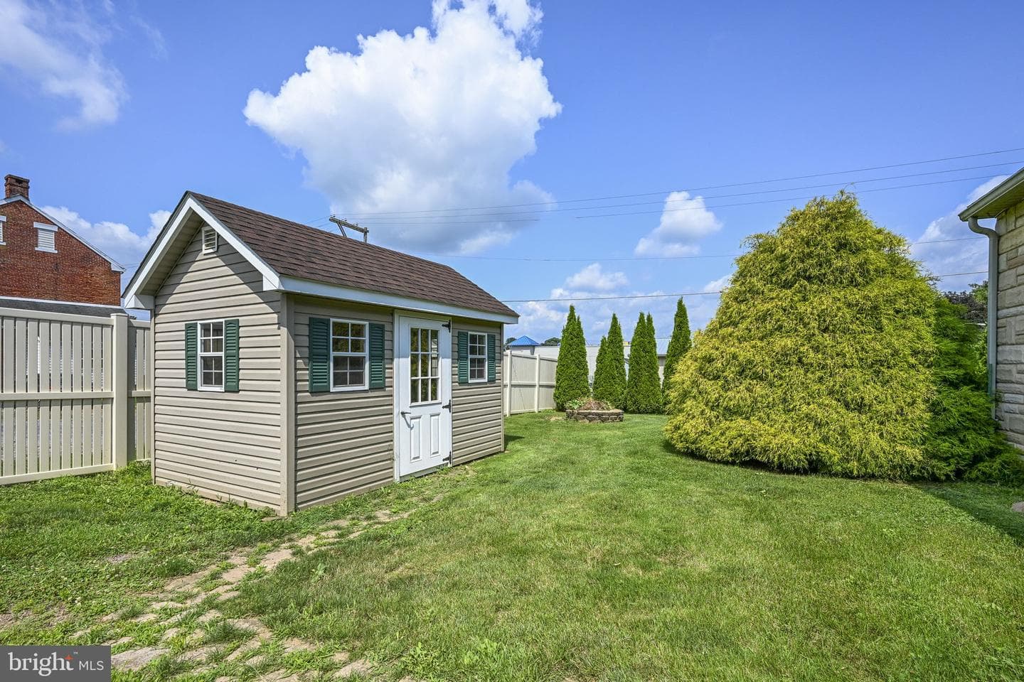 408 Elwyn Terrace photo 10