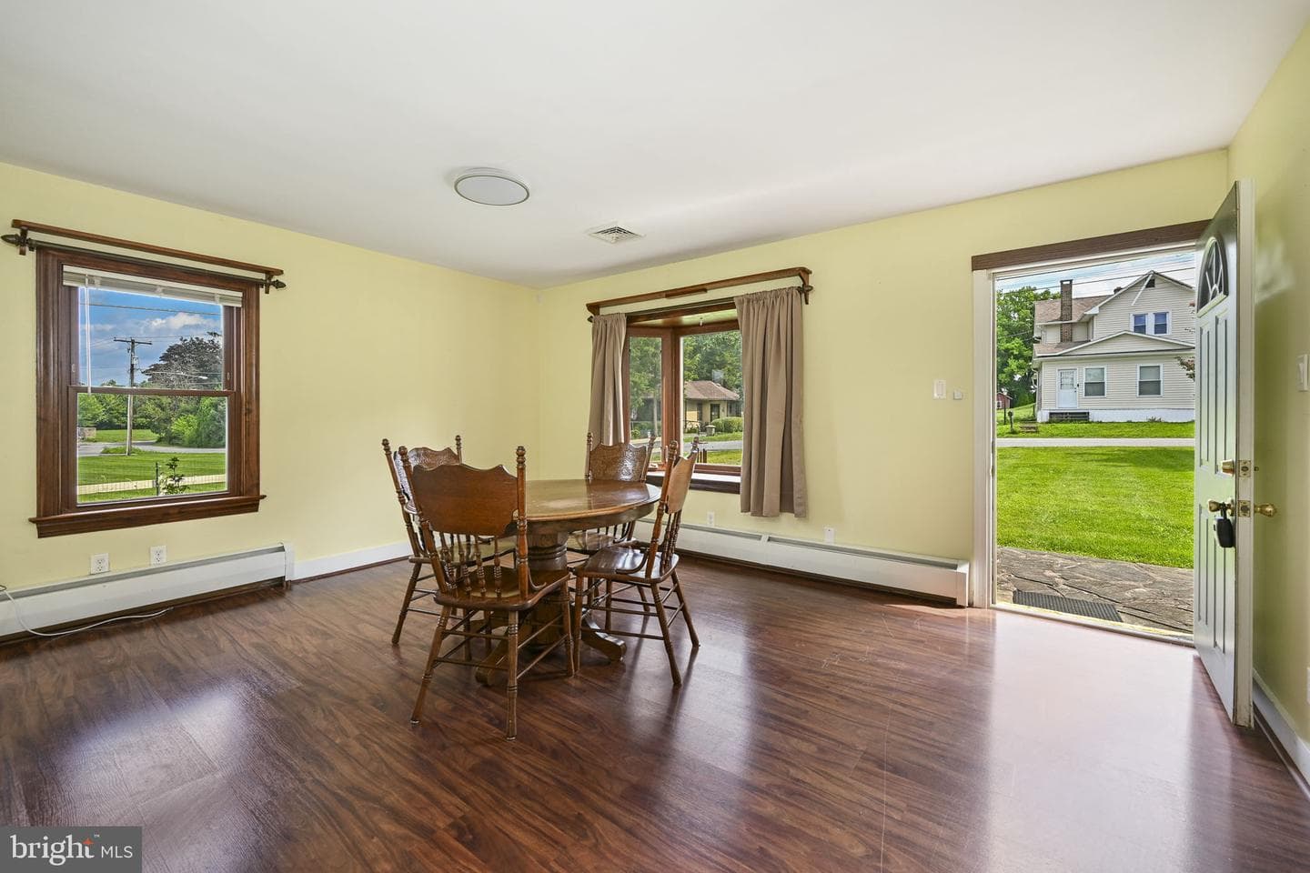 408 Elwyn Terrace photo 13