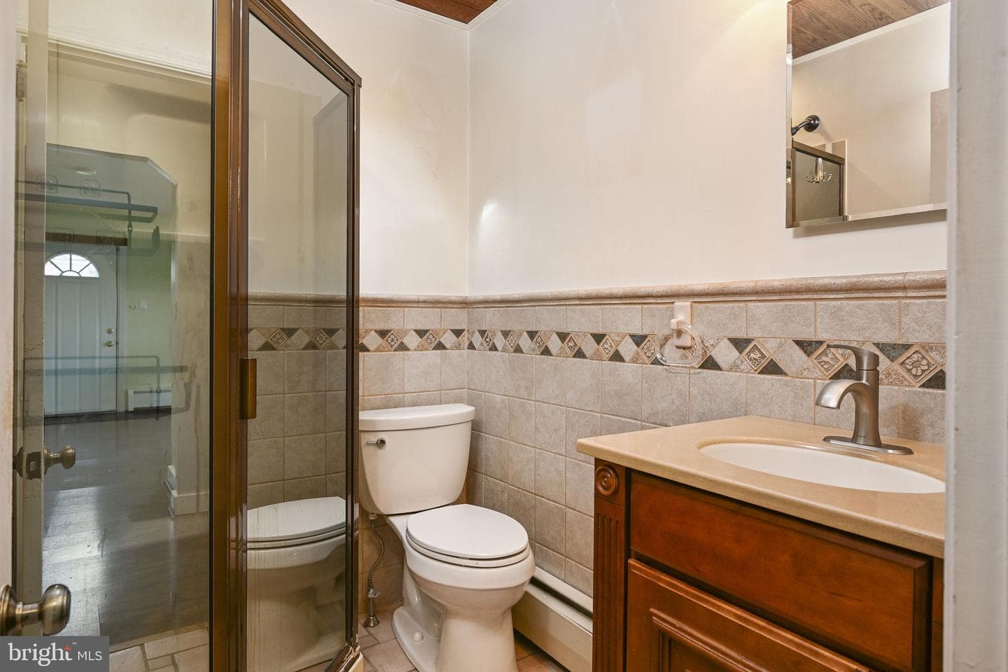 408 Elwyn Terrace photo 20