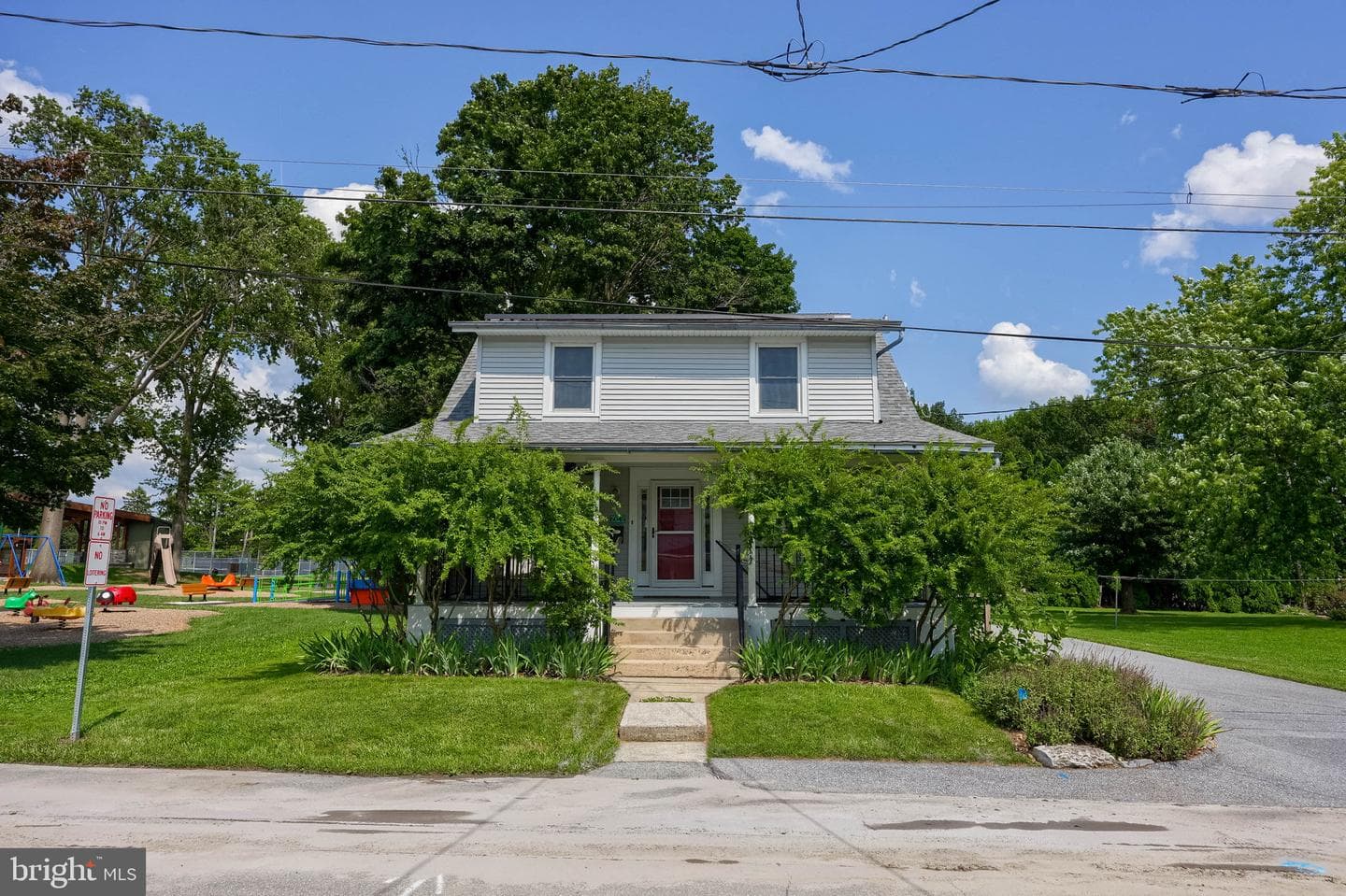 6045 Pine Street, East Petersburg