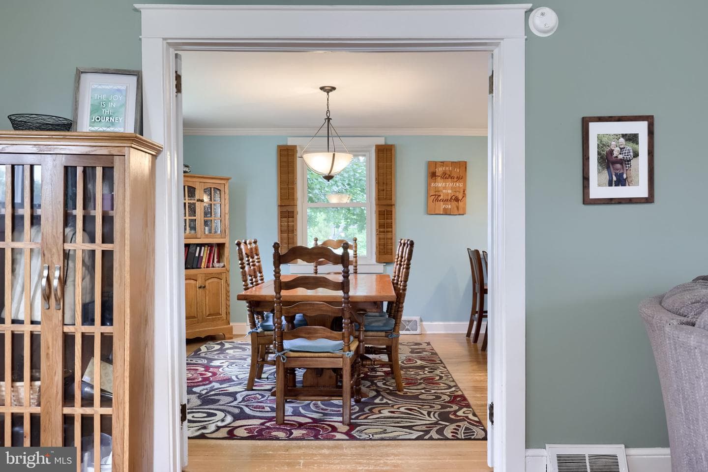 6045 Pine Street photo 16