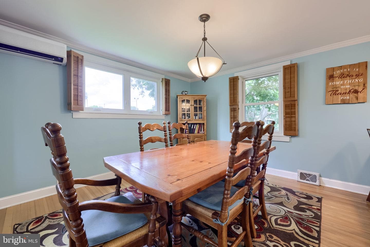 6045 Pine Street photo 18