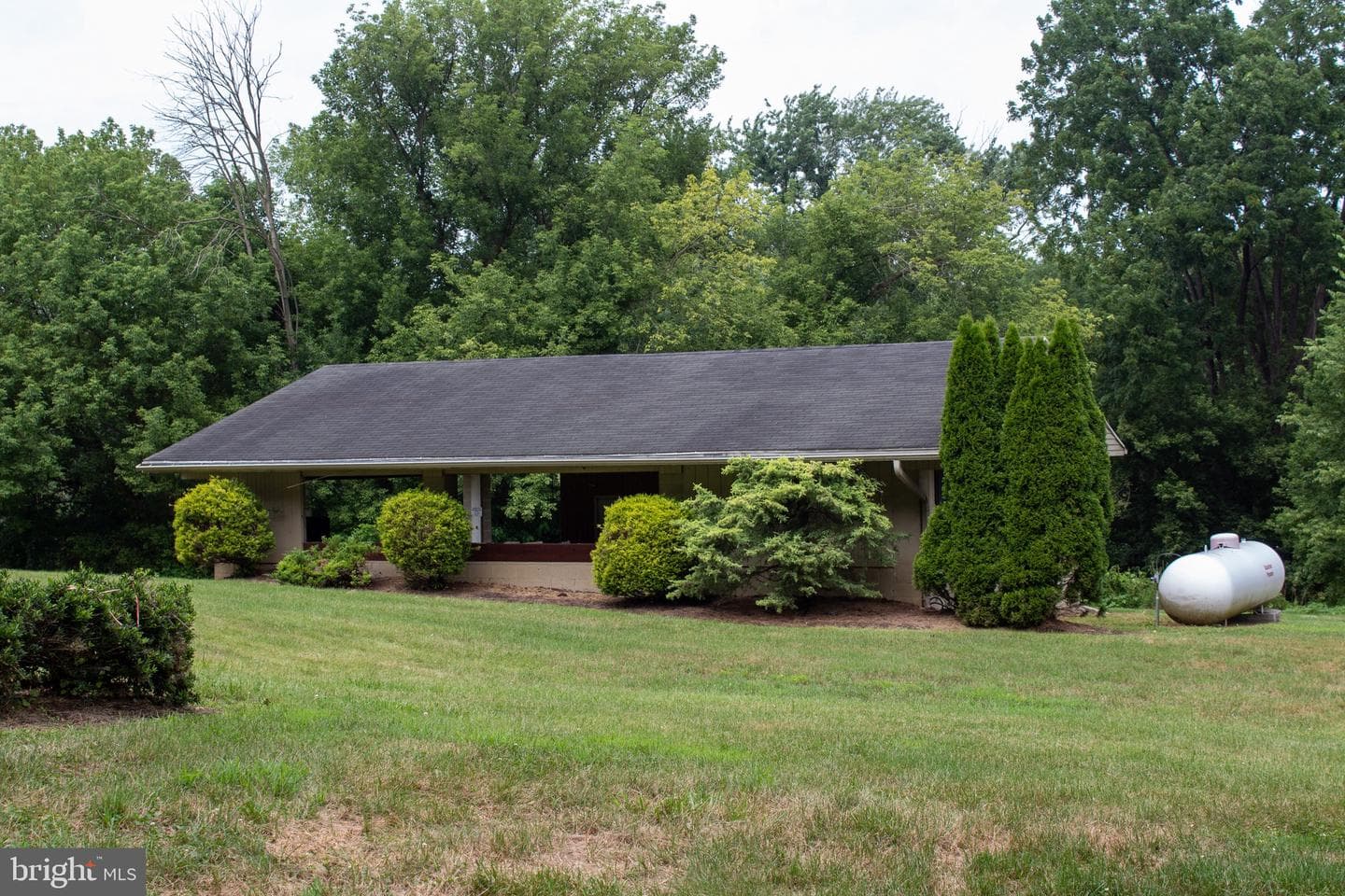 204 Herrville Road photo 3
